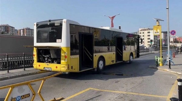 Ekrem İmamoğlu'nun peşkeş çektiği İETT ihalesi mercek altında! Mercedes uyarmış, İBB yandaşa çalışmış